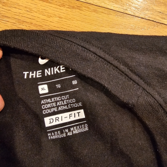 Nike Dri fit mens tee - Picture 3 of 4